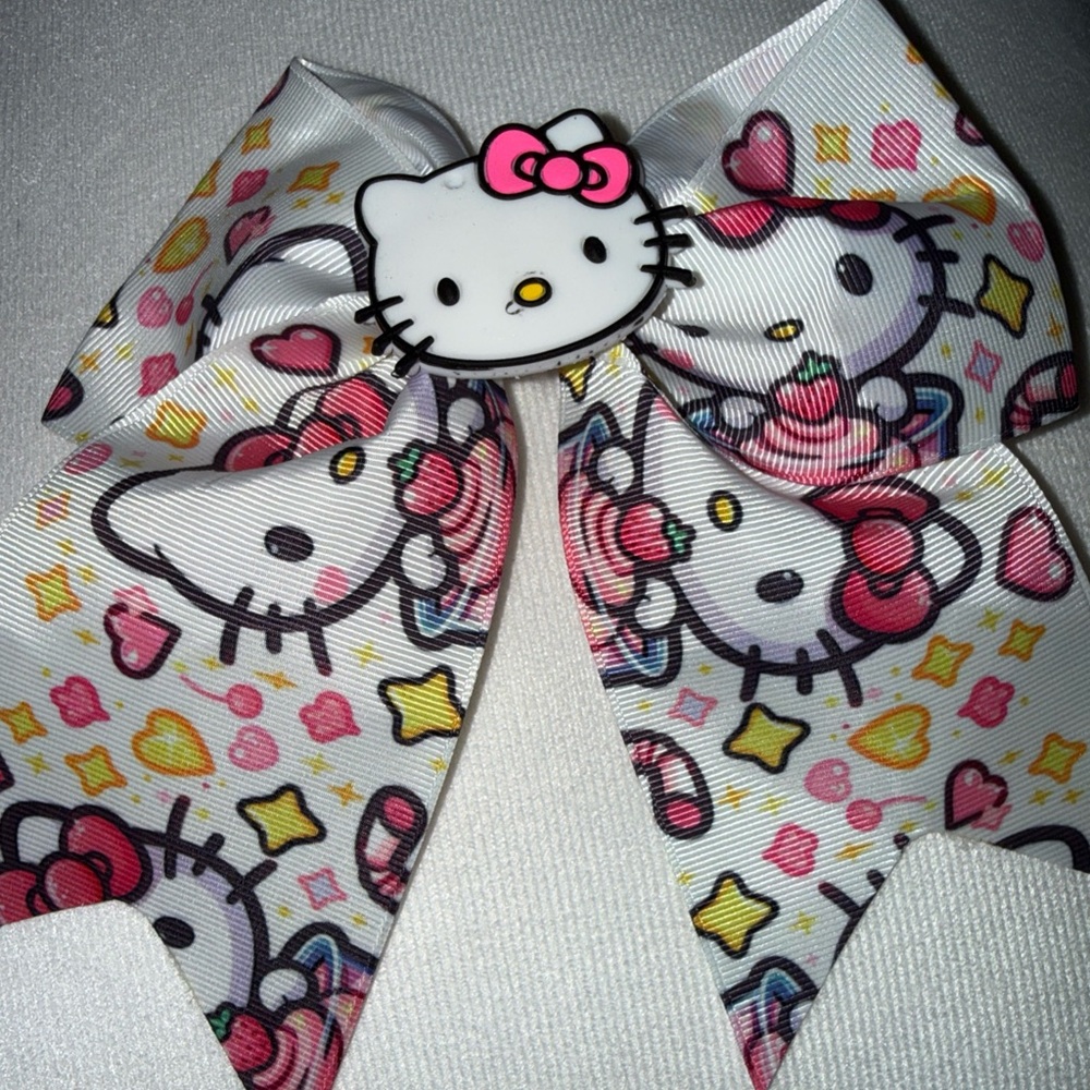 Hello Kitty Hair Bow